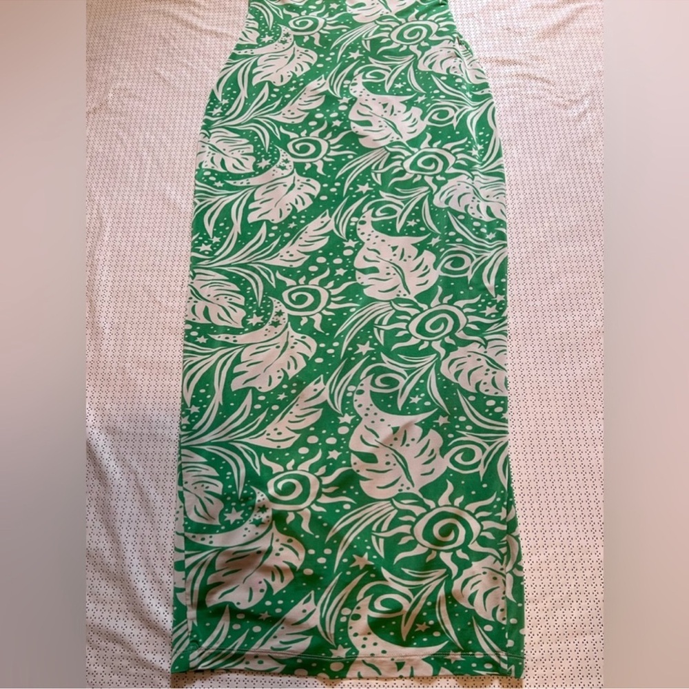 Saylor Kaegan One-Shoulder Dress in Kermit – Size M - Picture 10 of 14